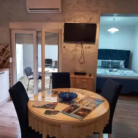 Appartement Nena 101 *